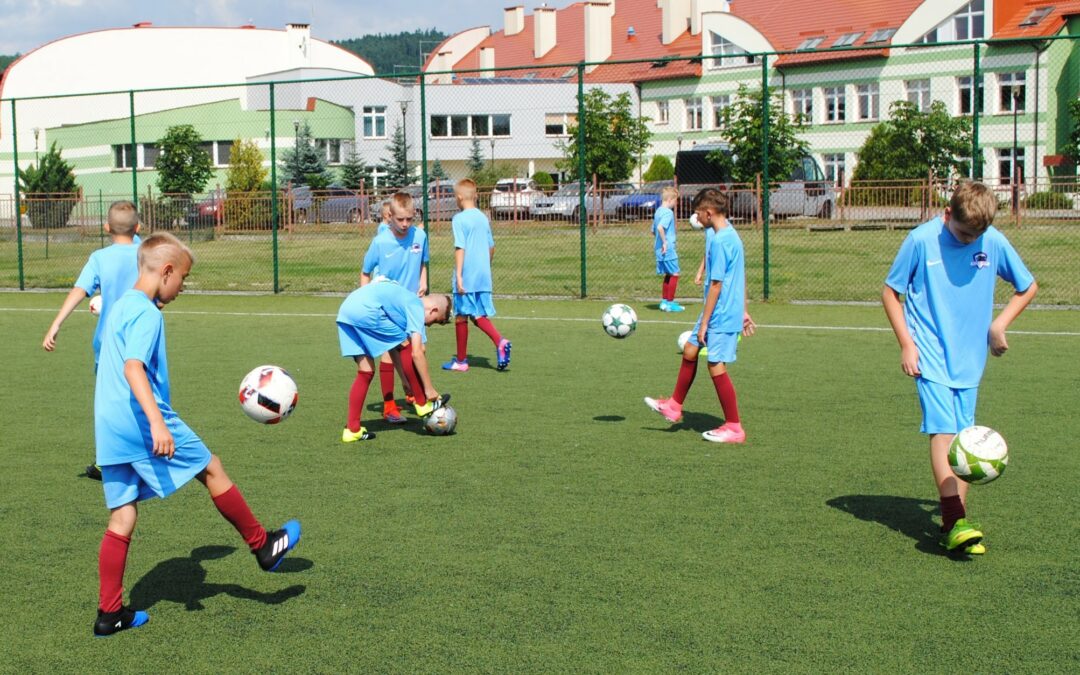 JAKIE KORZYŚCI DAJE TRENING PIŁKARSKI ?