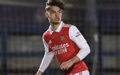 18 LETNI POLAK CZARUJE W ARSENALU, A ZACZYNAŁ ..?